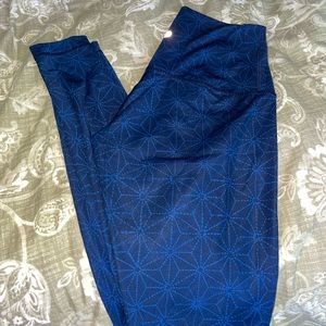 lululemon size 4 leggings